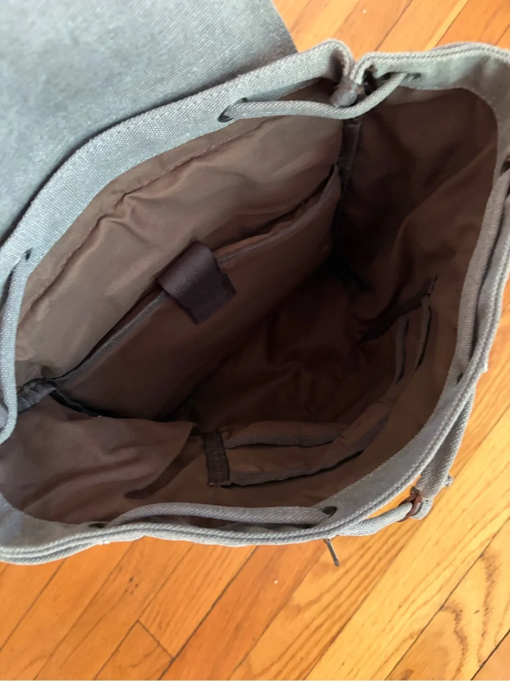 Greg Norman Refined Traveler Canvas Backpack Brown Leather Straps.  Classic Golf